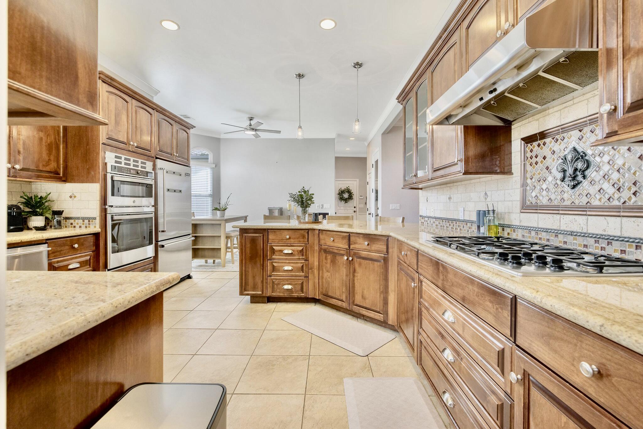 612 Quail Court Exeter, CA 93221 - Photo 22 of 87 29-web-or-mls-713A7052