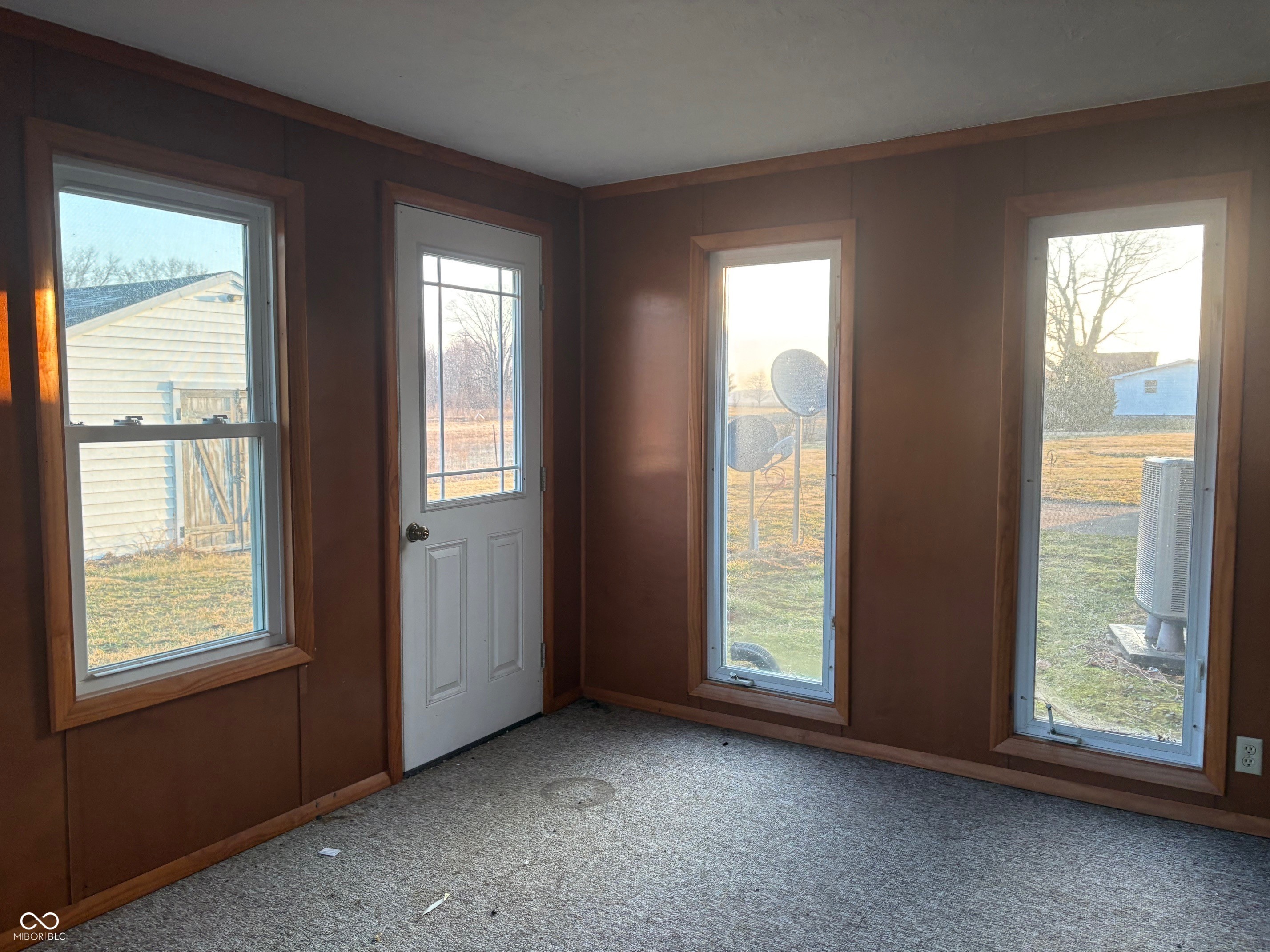 2124 Jackson Lane Anderson, IN 46011 - Photo 16 of 16