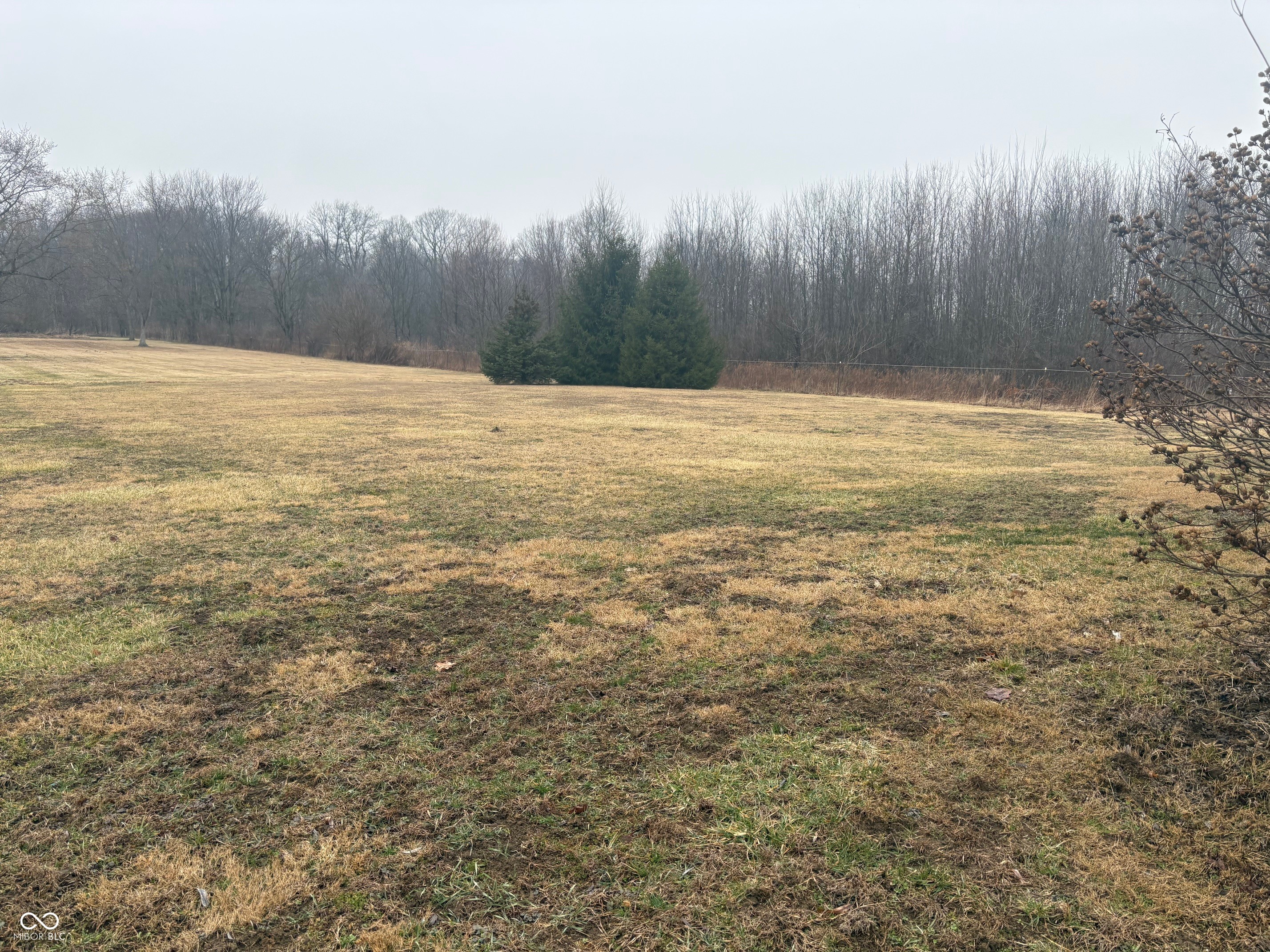 2124 Jackson Lane Anderson, IN 46011 - Photo 2 of 16