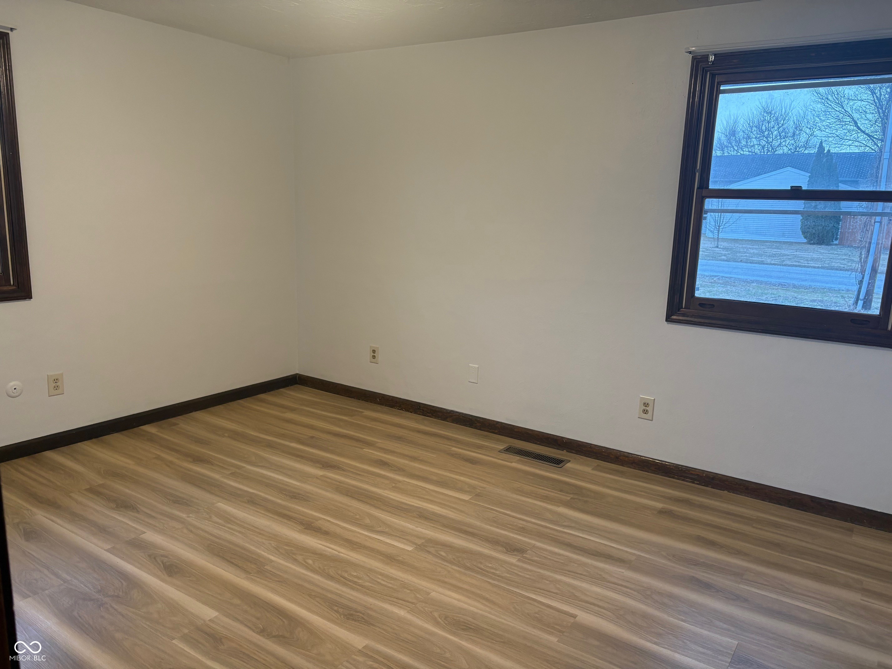 2124 Jackson Lane Anderson, IN 46011 - Photo 7 of 16