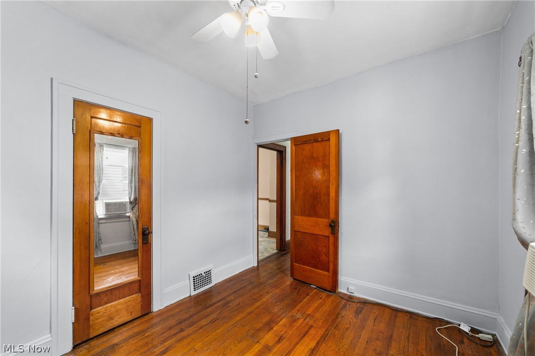 1013 Spring Road Cleveland, OH 44109 - Photo 16 of 32 Gallery Image 16