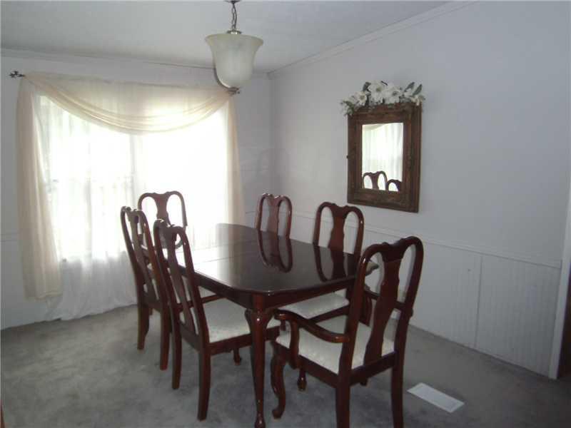 622 Mud Bridge Road Enon Valley, PA 16120 - Photo 6 of 11 Dining Room.