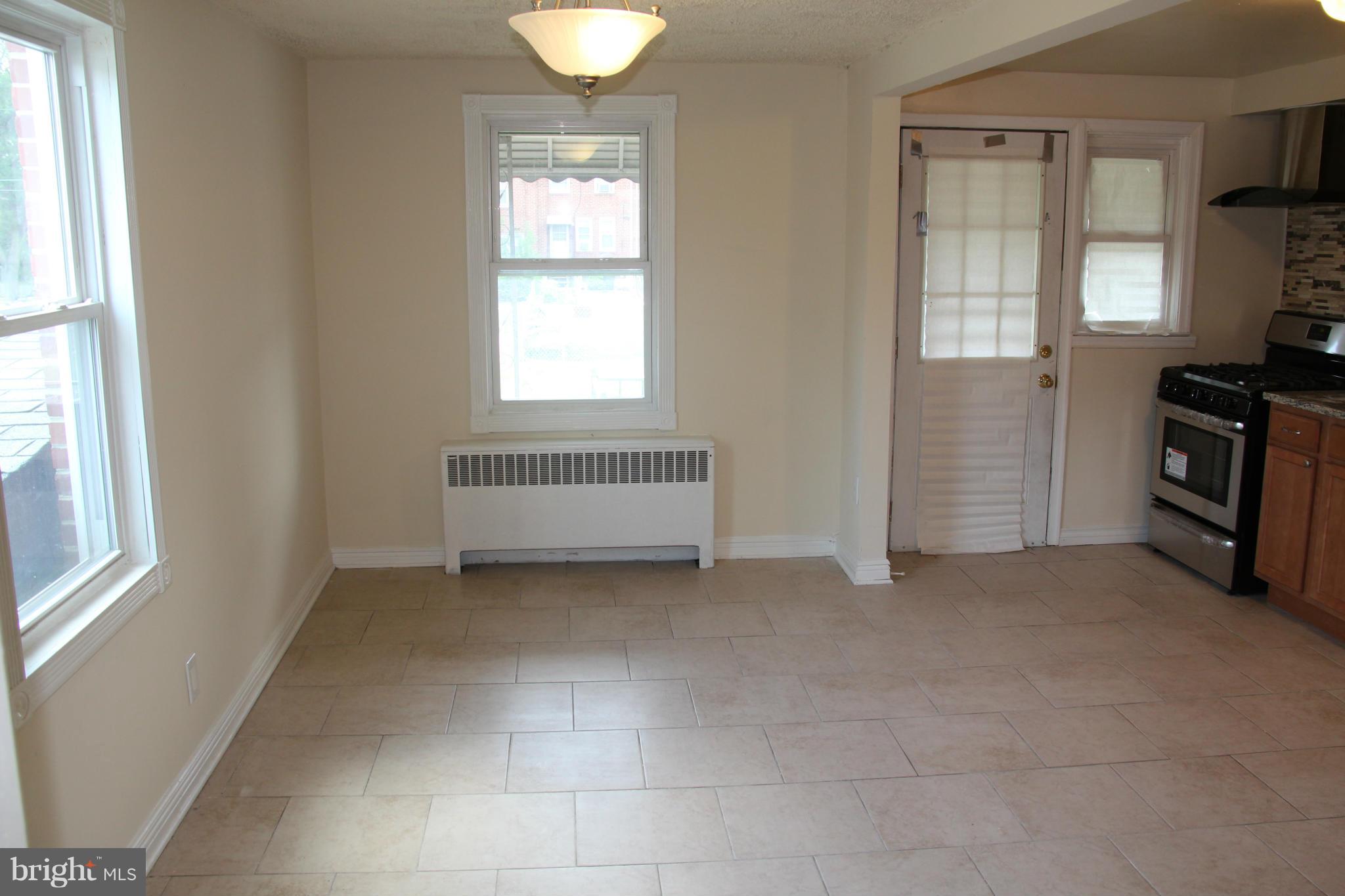 3662 Greenvale Road Baltimore, MD 21229 - Photo 6 of 20 Dining Room