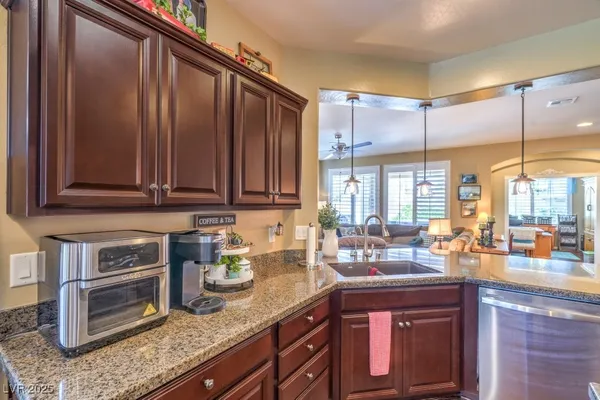 $1,950 | 3709 Corte Bella Hills Avenue, North Las Vegas, NV 89081