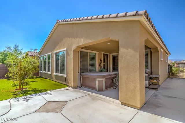 $2,200 | 3709 Corte Bella Hills Avenue, North Las Vegas, NV 89081