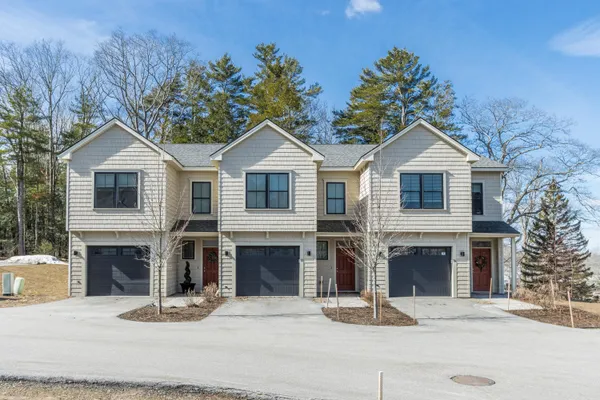 $550,000 | 25 Preservation Lane, Unit 12, South Portland, ME 04106