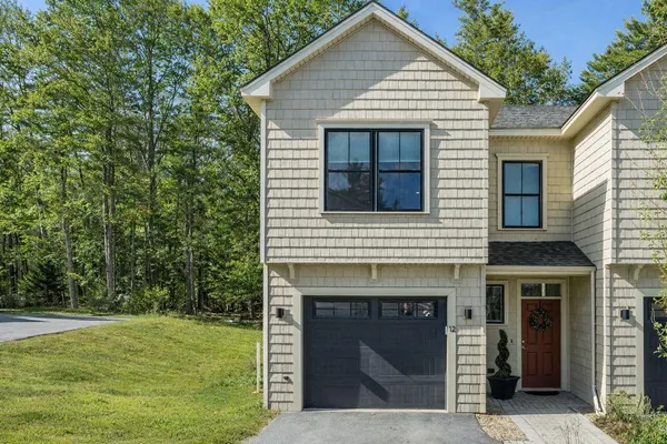 $550,000 | 25 Preservation Lane, Unit 12, South Portland, ME 04106