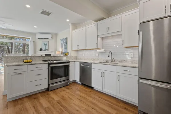 $550,000 | 25 Preservation Lane, Unit 12, South Portland, ME 04106