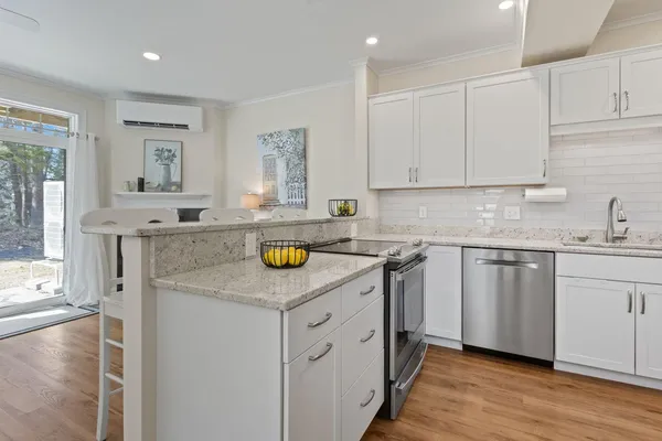 $550,000 | 25 Preservation Lane, Unit 12, South Portland, ME 04106