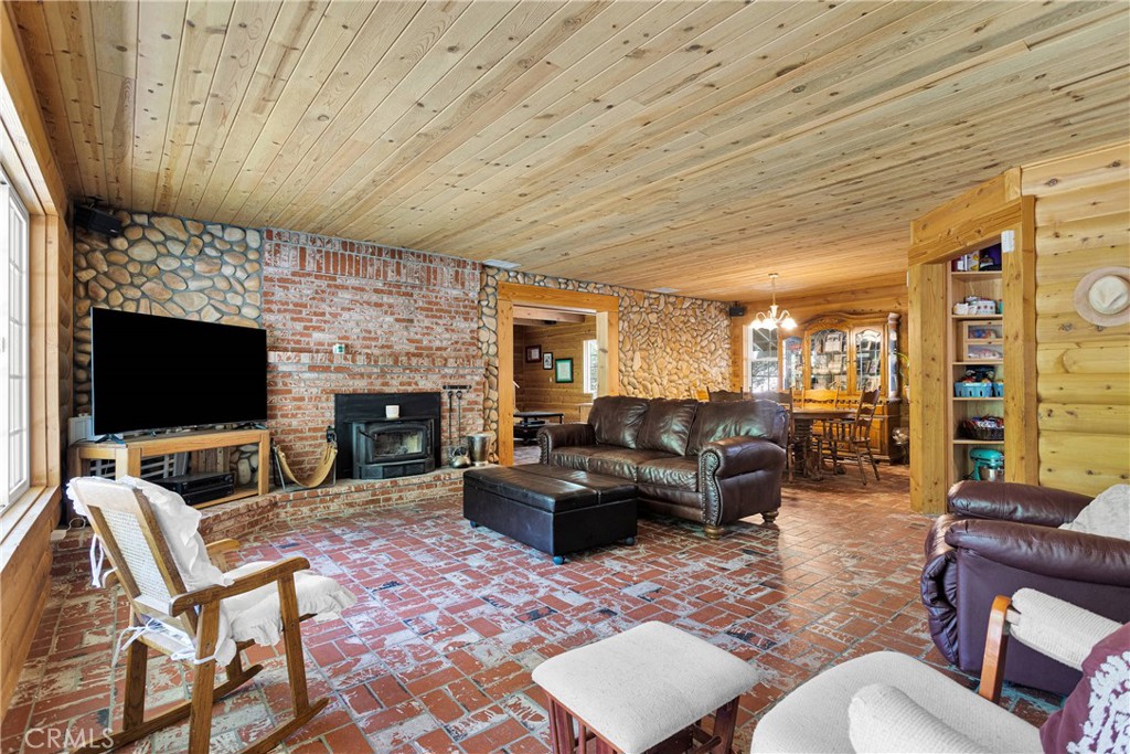 3537 Pinon Pines Road Wrightwood, CA 92397 - Photo 11 of 68