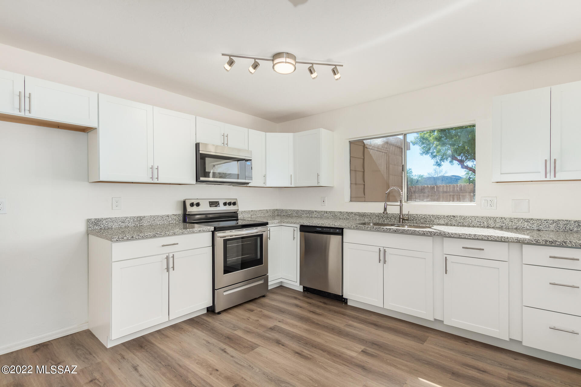 3510 South Mission Road, Unit A Tucson, AZ 85713 - Photo 11 of 25
