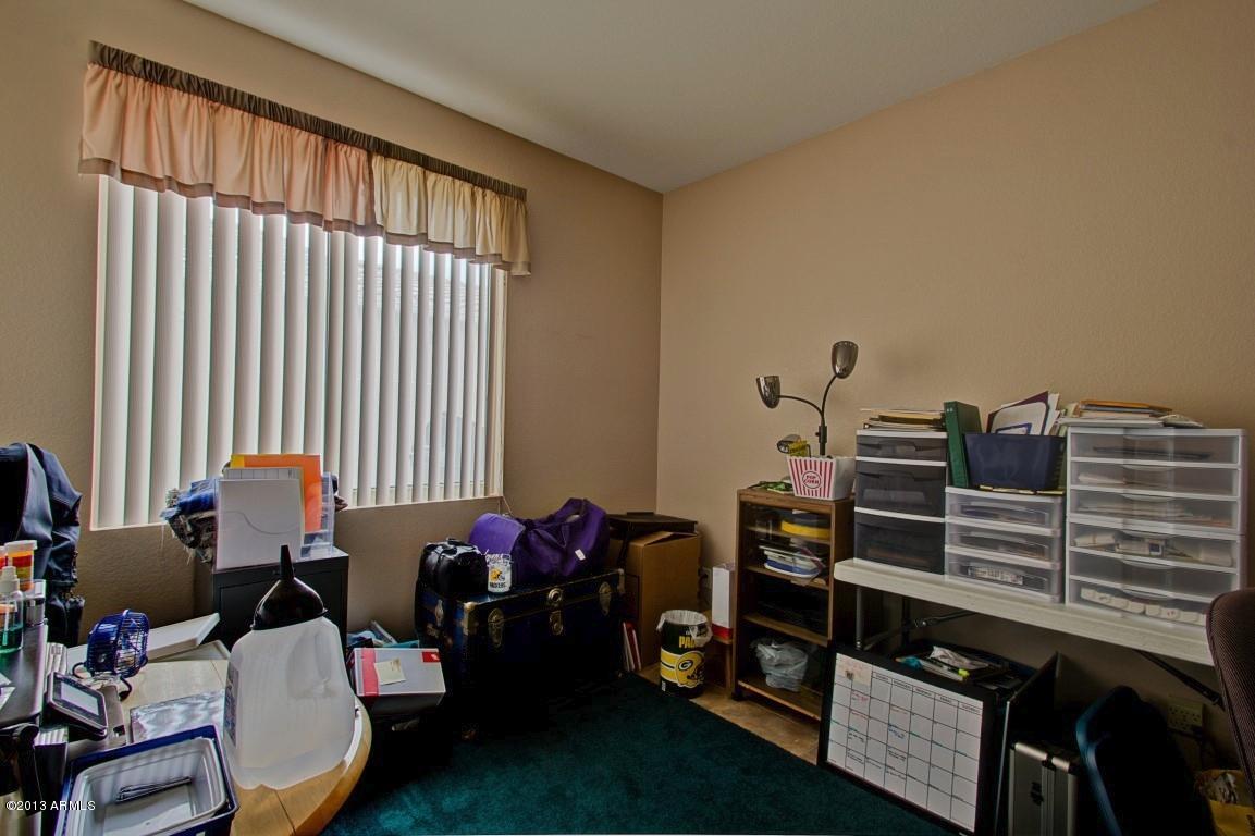 4366 East Walnut Road Gilbert, AZ 85298 - Photo 19 of 24 secondary bedroom