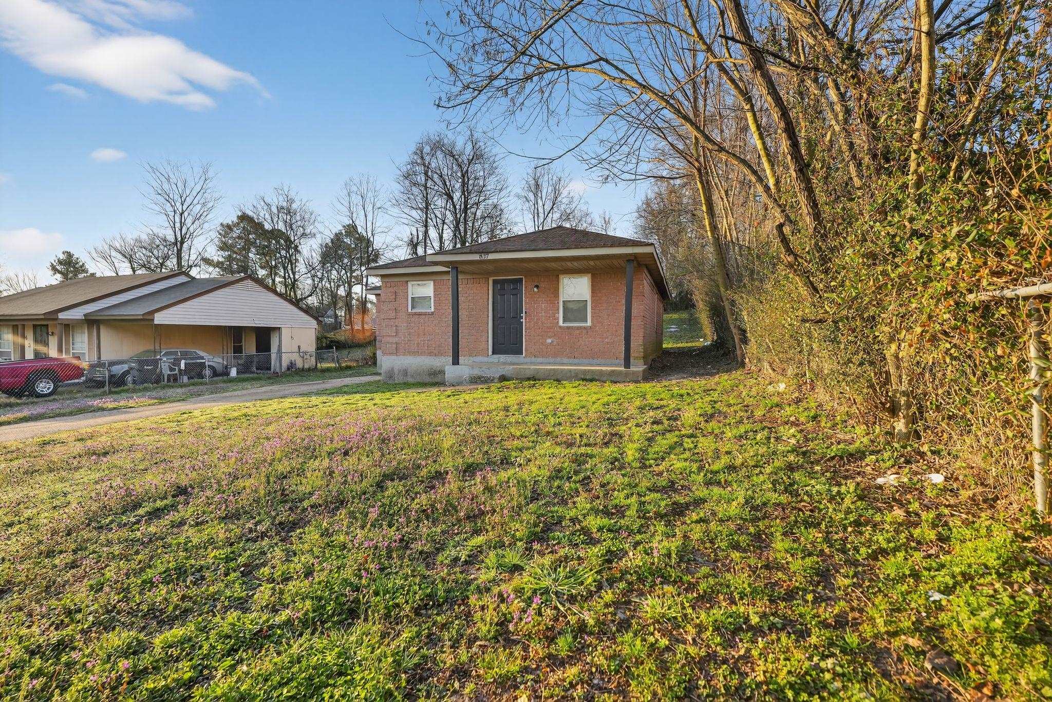 837 Pitney Lane Memphis, TN 38127 - Photo 2 of 33