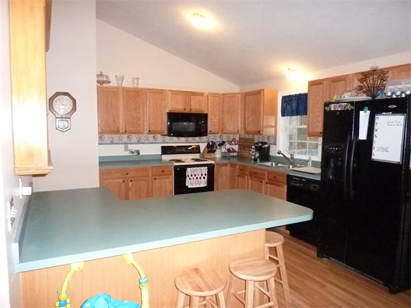 526 Riceville Road Athol, MA 01331 - Photo 2 of 8