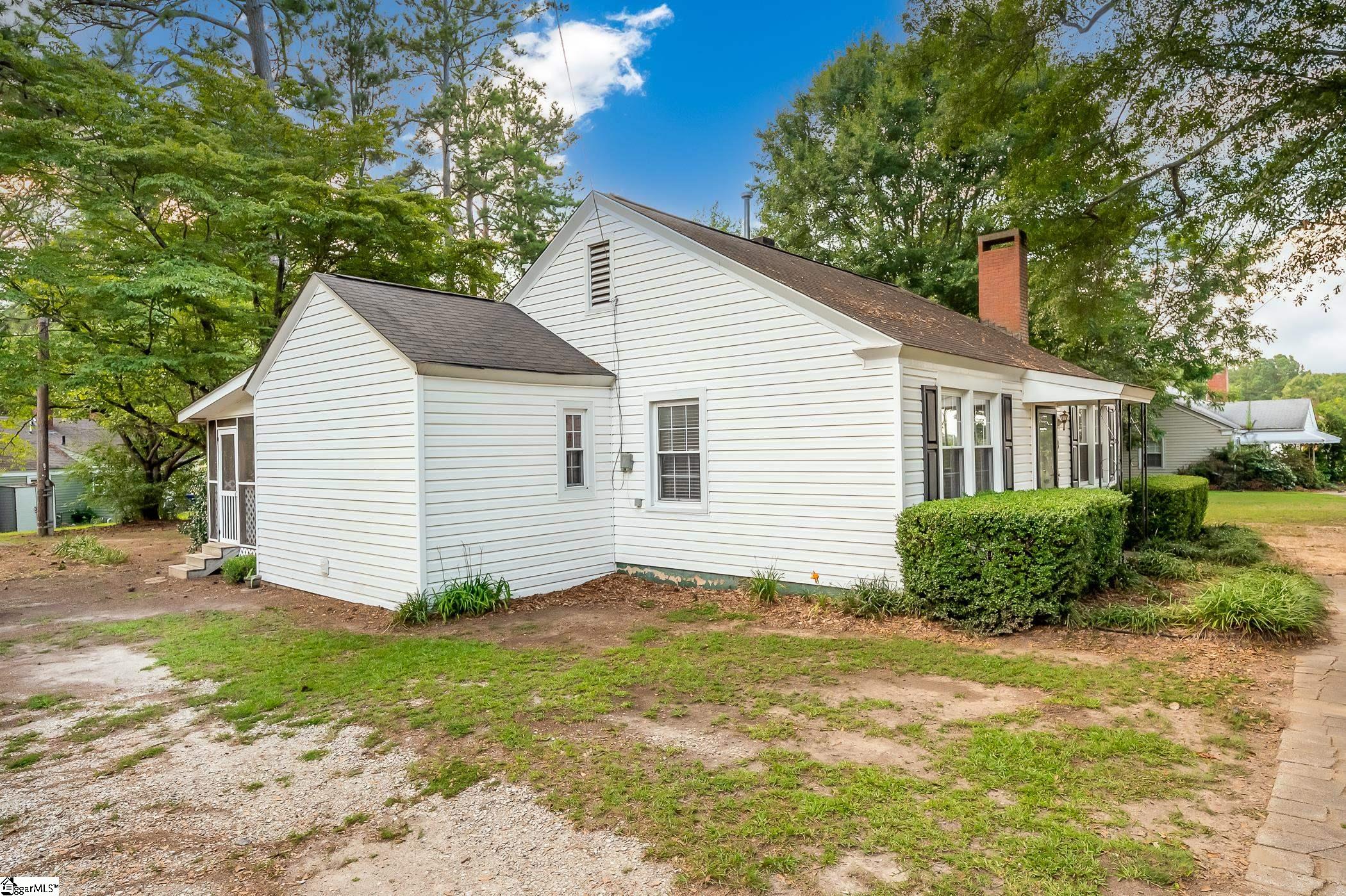 3 East Summit Drive Ware Shoals, SC 29692 - Photo 2 of 24