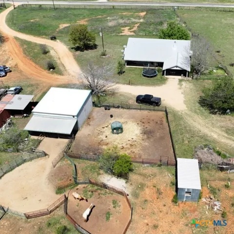 a view of a tennis court