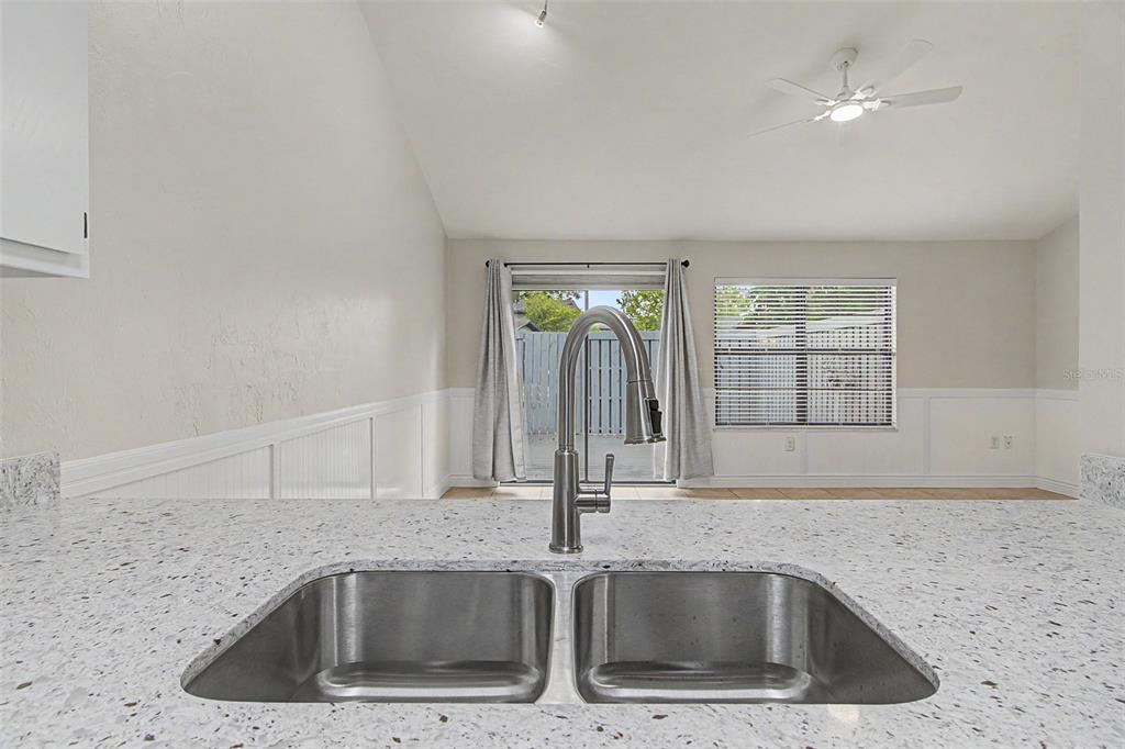 4422 Southwest 21st Lane Gainesville, FL 32607 - Photo 9 of 26