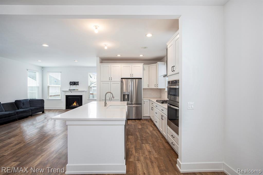 2511 Massoit Road Royal Oak, MI 48073 - Photo 11 of 39