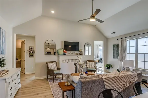 $359,900 | 8705 Bedfordshire Drive, Bartlett, TN 38133