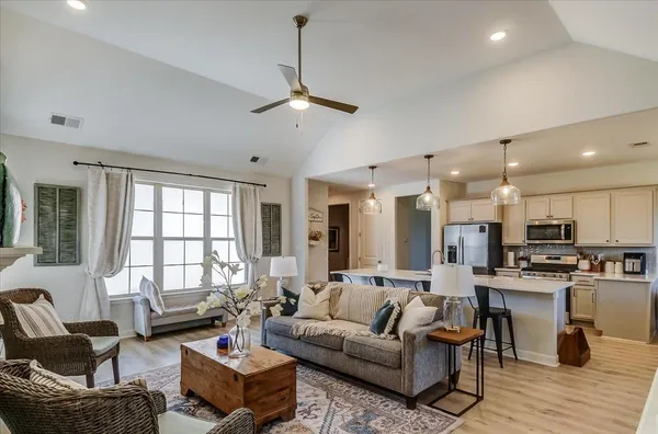 $359,900 | 8705 Bedfordshire Drive, Bartlett, TN 38133