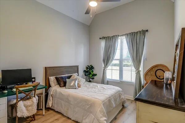 $359,900 | 8705 Bedfordshire Drive, Bartlett, TN 38133