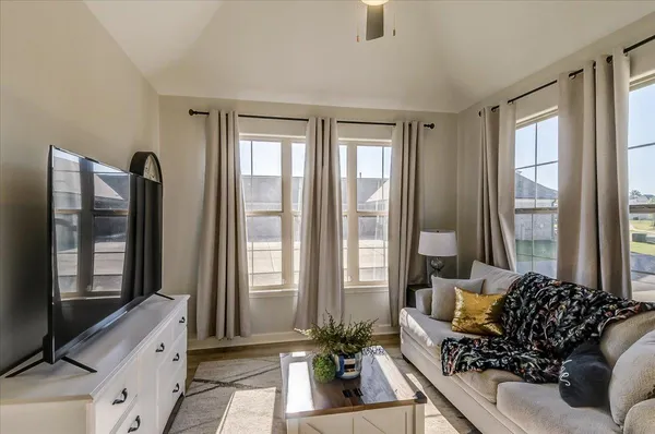 $359,900 | 8705 Bedfordshire Drive, Bartlett, TN 38133