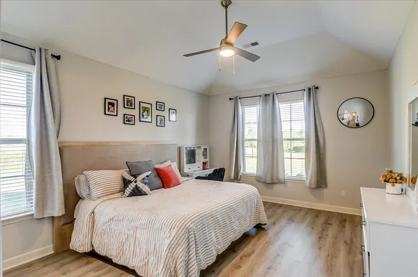 $359,900 | 8705 Bedfordshire Drive, Bartlett, TN 38133
