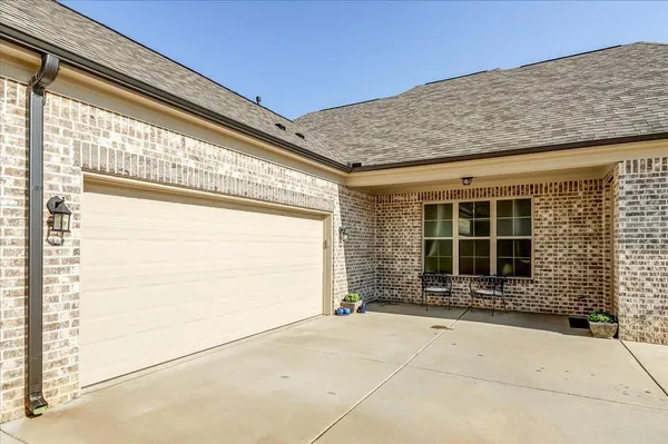 $359,900 | 8705 Bedfordshire Drive, Bartlett, TN 38133