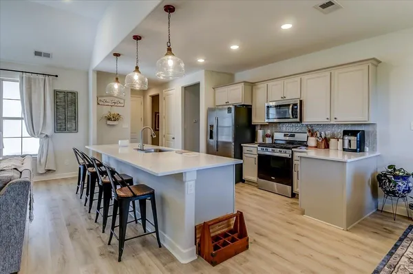 $359,900 | 8705 Bedfordshire Drive, Bartlett, TN 38133