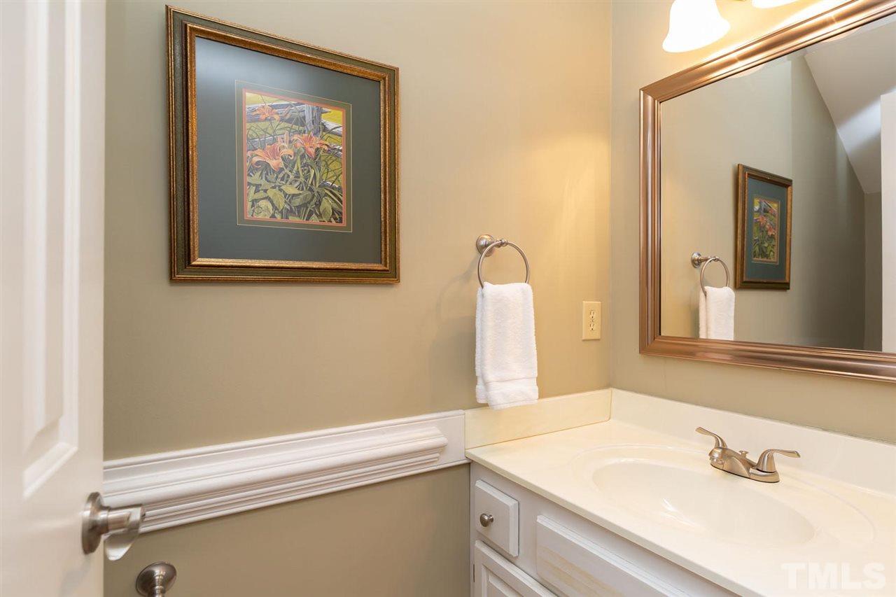 7802 Coach House Lane Raleigh, NC 27615 - Photo 5 of 26