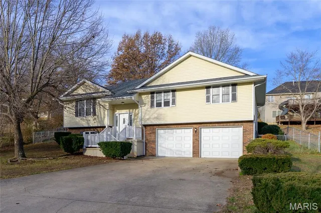 $255,000 | 104 Bailey Renee Street, Waynesville, MO 65583