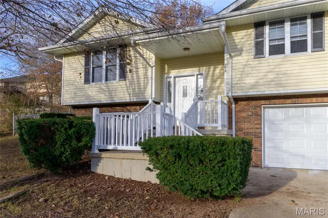 $255,000 | 104 Bailey Renee Street, Waynesville, MO 65583