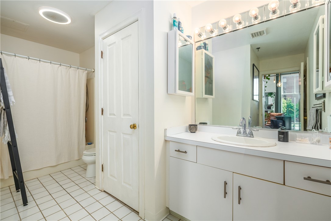 385 Westminster Street, Unit 5C Providence, RI 02903 - Photo 15 of 18