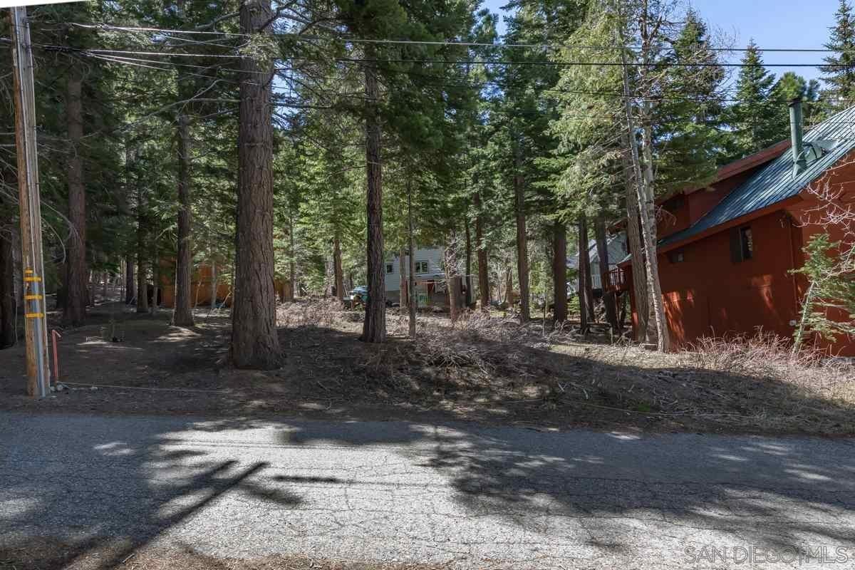 0 Piute Drive, Unit 5 June Lake, CA 93529 - Photo 4 of 11 a view of a tree in the middle of a yard