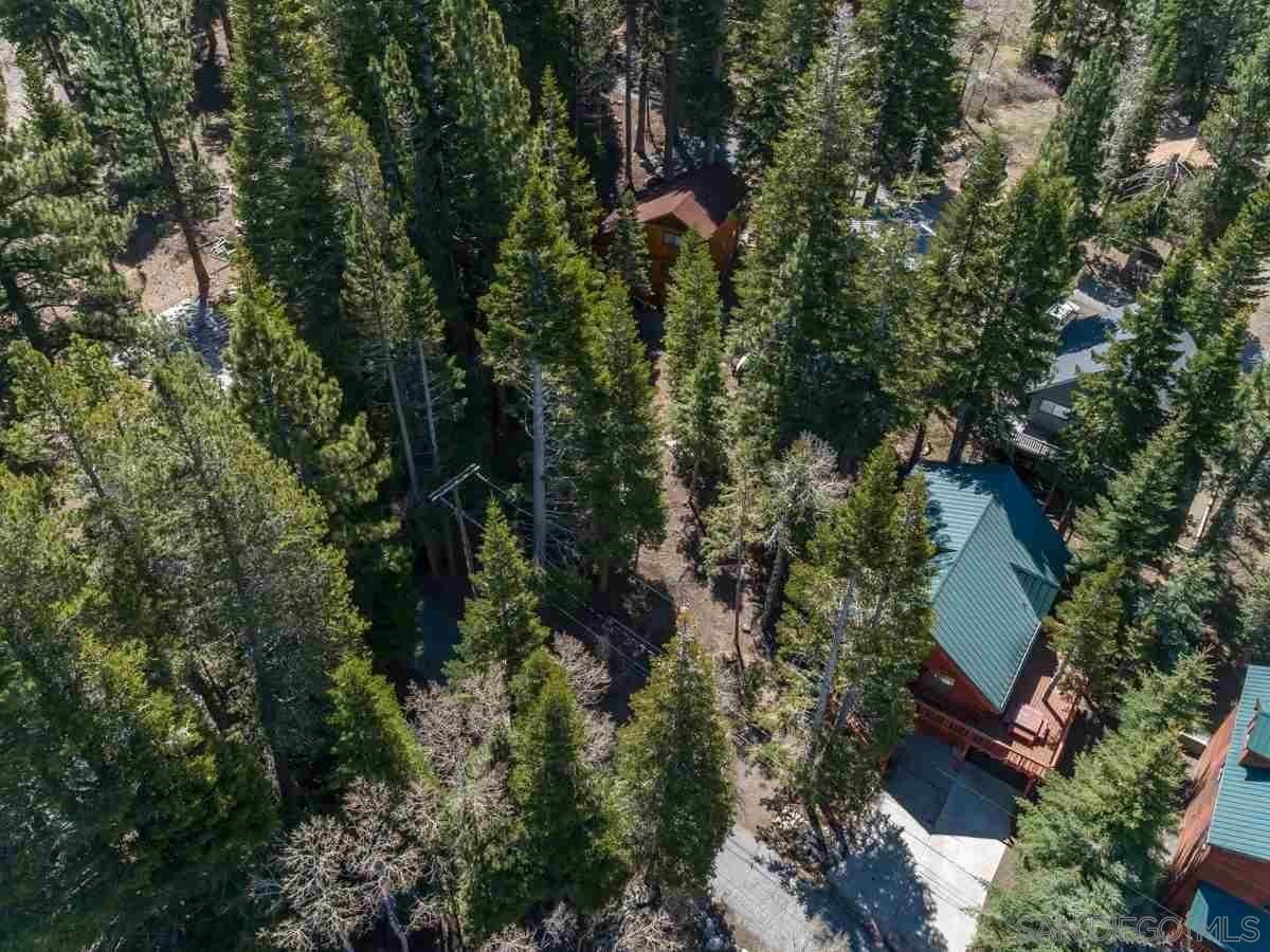 0 Piute Drive, Unit 5 June Lake, CA 93529 - Photo 8 of 11 an aerial view of a house with yard and outdoor seating