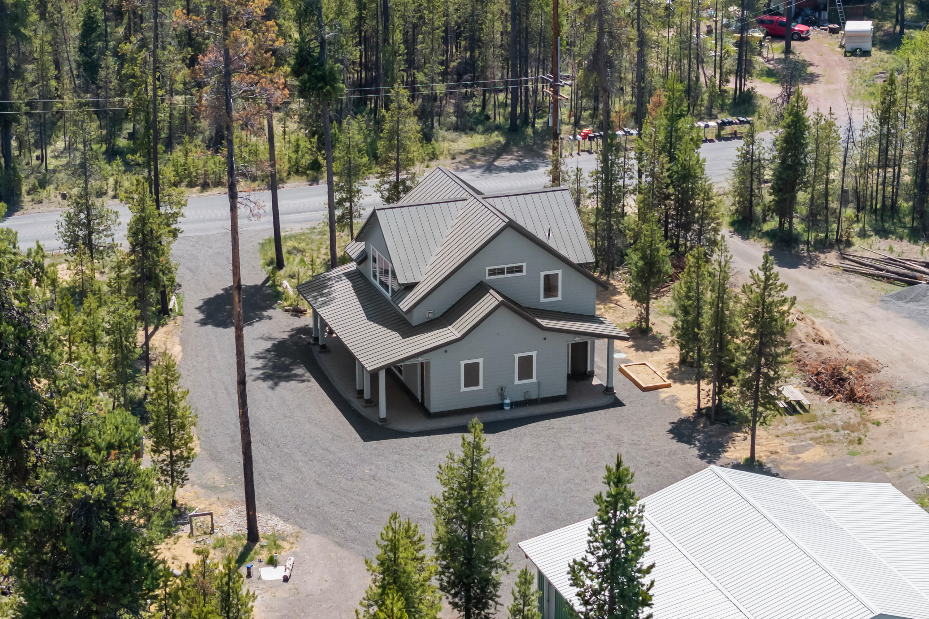 16932 Upland Road Bend, OR 97707 - Photo 29 of 38