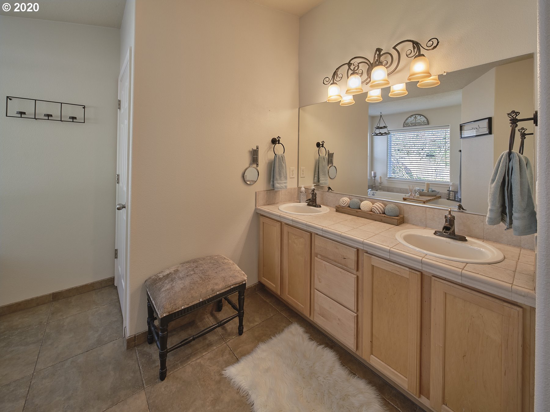 1138 Northwest Meriwether Court Camas, WA 98607 - Photo 19 of 32 Gallery Image 19