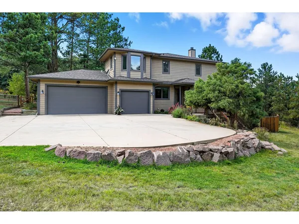 $1,120,000 | 234 Deer Lane, Lyons, CO 80540