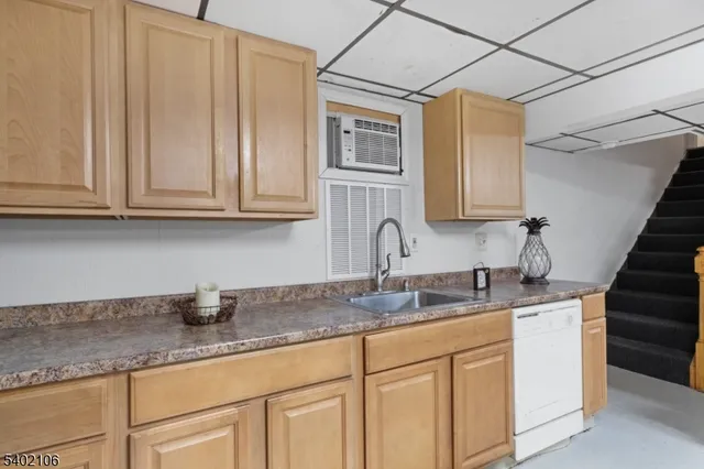 $4,100 | 261 Old York Road, Bridgewater, NJ 08807