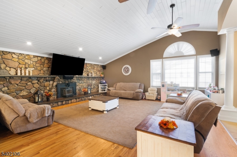 261 Old York Road Bridgewater, NJ 08807 - Photo 5 of 28