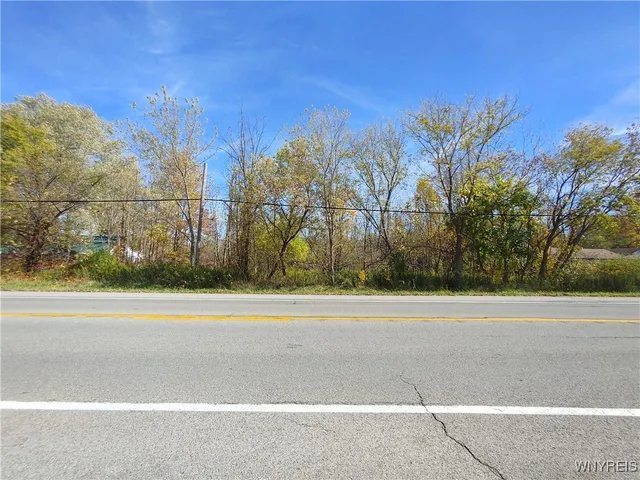 $28,000 | 4307 Lake Avenue, Lockport Town, NY 14094