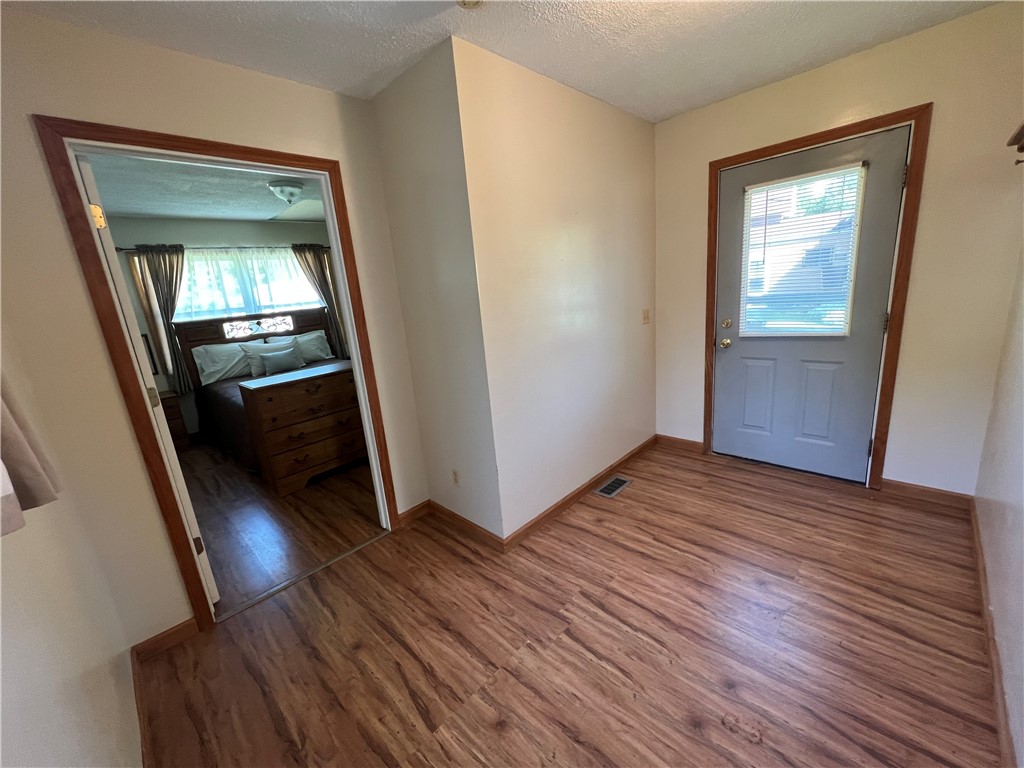 52 Seneca Road Seneca Falls, NY 13148 - Photo 7 of 20