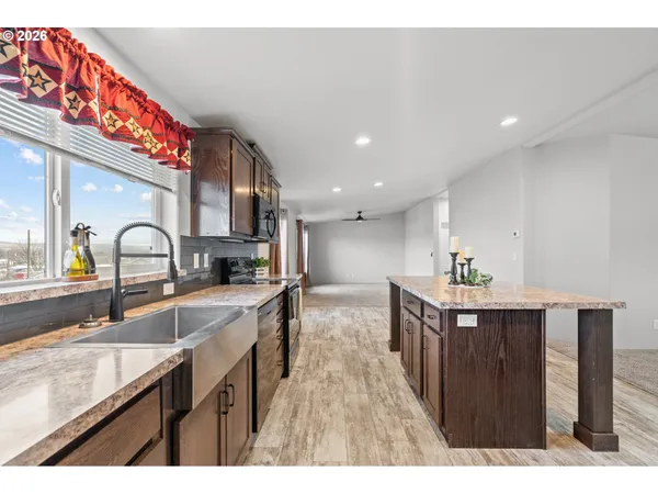 $405,000 | 45315 Trail Drive, Pendleton, OR 97801