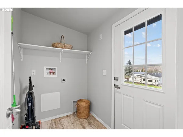 $405,000 | 45315 Trail Drive, Pendleton, OR 97801