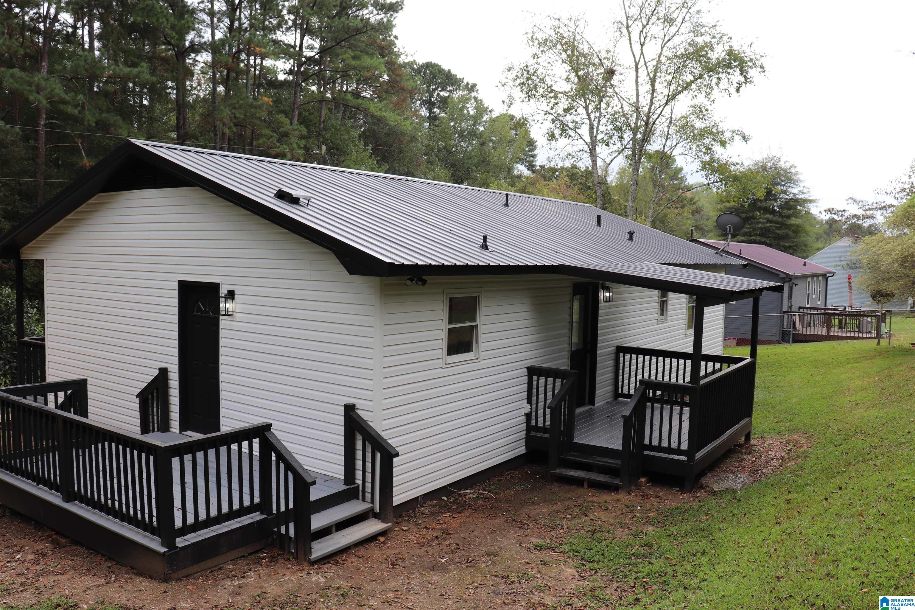 402 Adams Avenue West Oneonta, AL 35121 - Photo 20 of 24