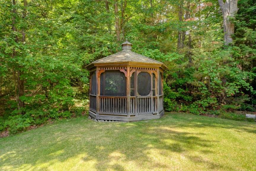 60 Mt Israel Road Sandwich, NH 03227 - Photo 32 of 37