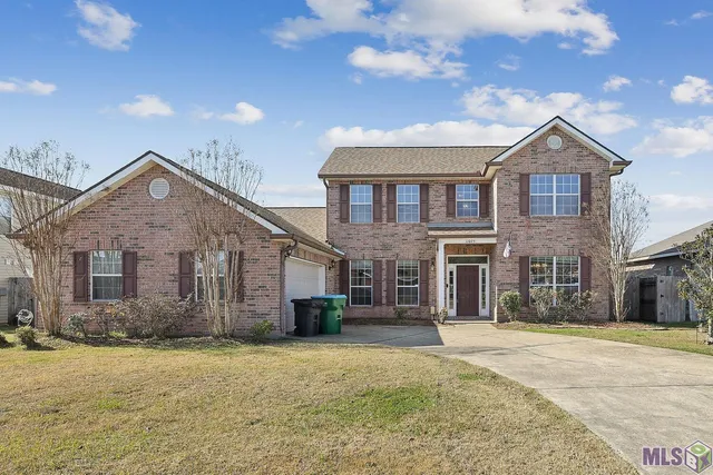 $281,000 | 11075 South Bayou View Drive, Gonzales, LA 70737