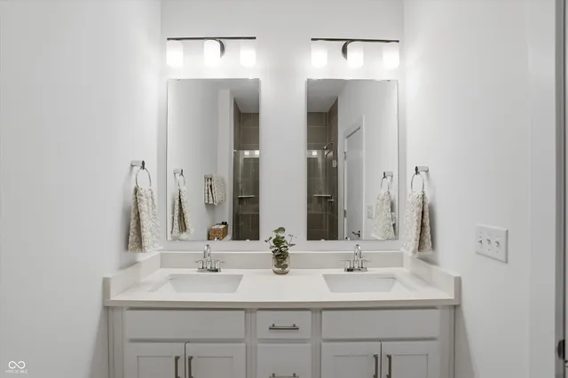 $425,000 | 737 Switchyard Place, Indianapolis, IN 46202