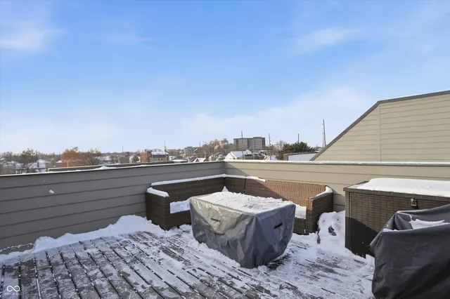 $425,000 | 737 Switchyard Place, Indianapolis, IN 46202