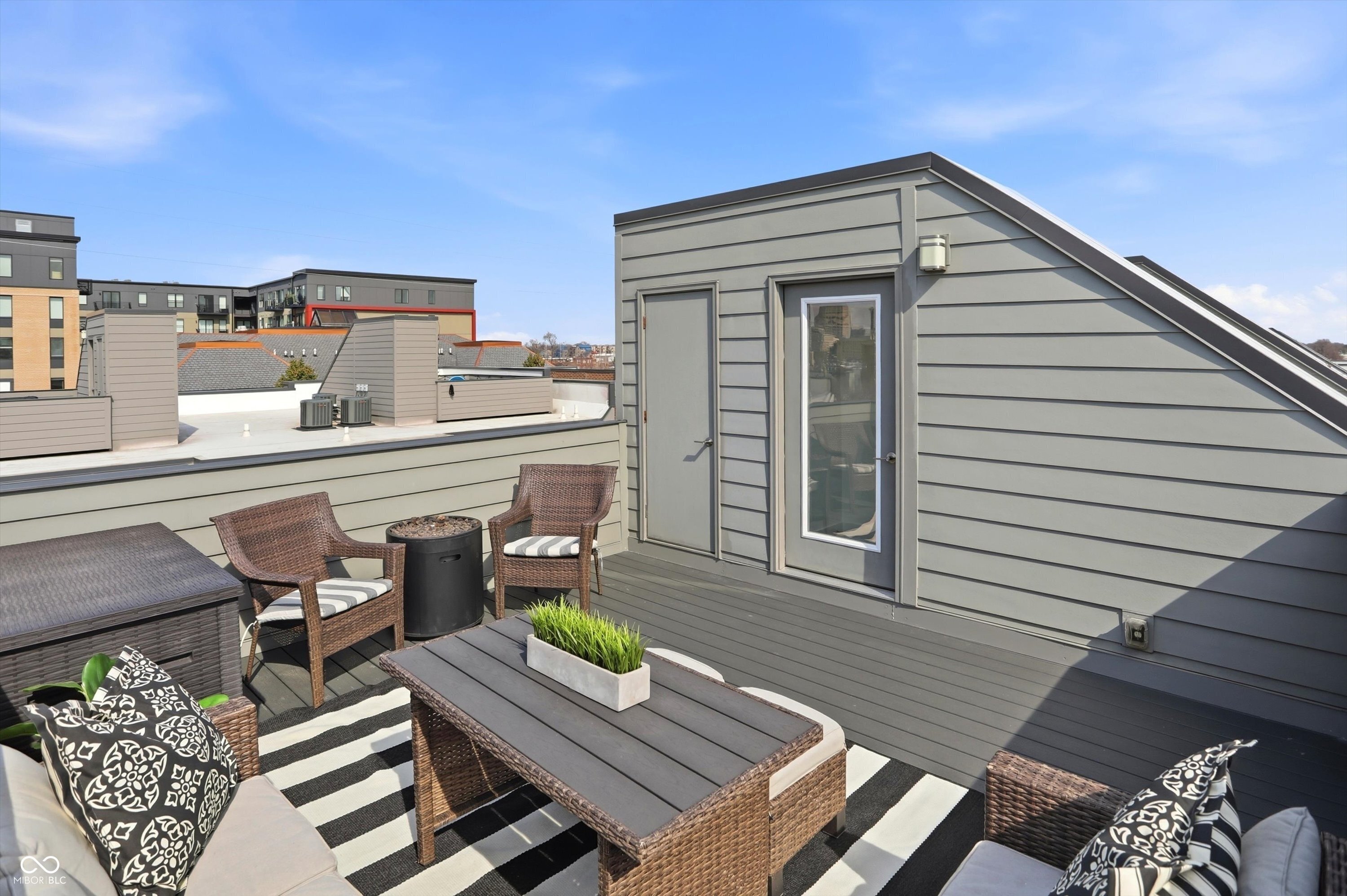 737 Switchyard Place Indianapolis, IN 46202 - Photo 45 of 57